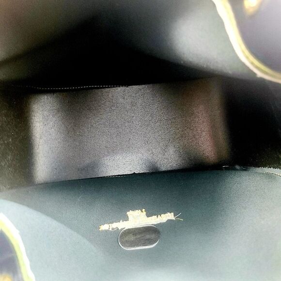 Valentino Garavani Leather Shoulder Bag - Picture 3 of 6